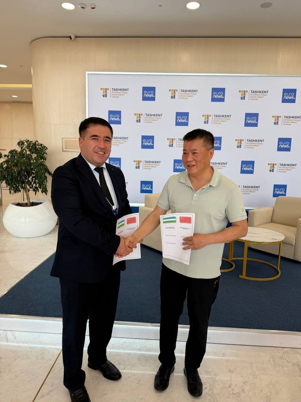 Beshinchi Toshkent xalqaro investitsiya forumida Qoʻshtepa tumani hokimi Anvarjon Abdullayev boshchiligidagi tuman delegatsiyasi faol ishtirok etmoqda.