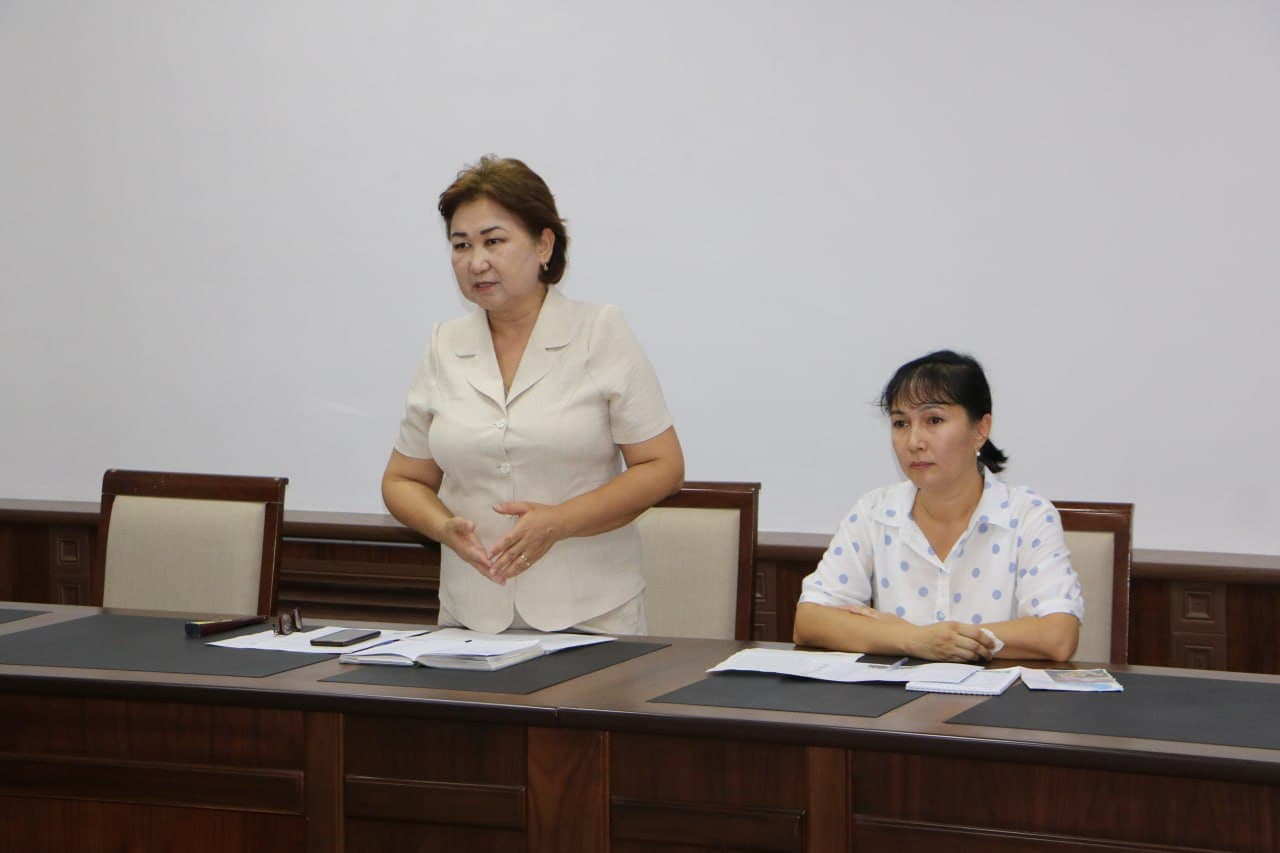 Қўнғирот туманида ишсиз хотин-қизларни ҳунармандчиликка йўналтириш бўйича семинар-тренинг ўтказилди