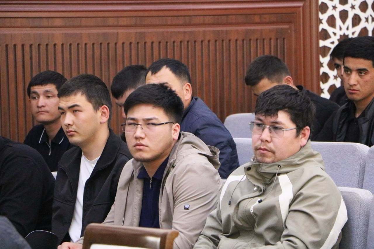 Qo‘ng‘irot tumani hokimining "Yosh tadbirkorlar" bilan uchrashuvi bo‘lib o‘tdi