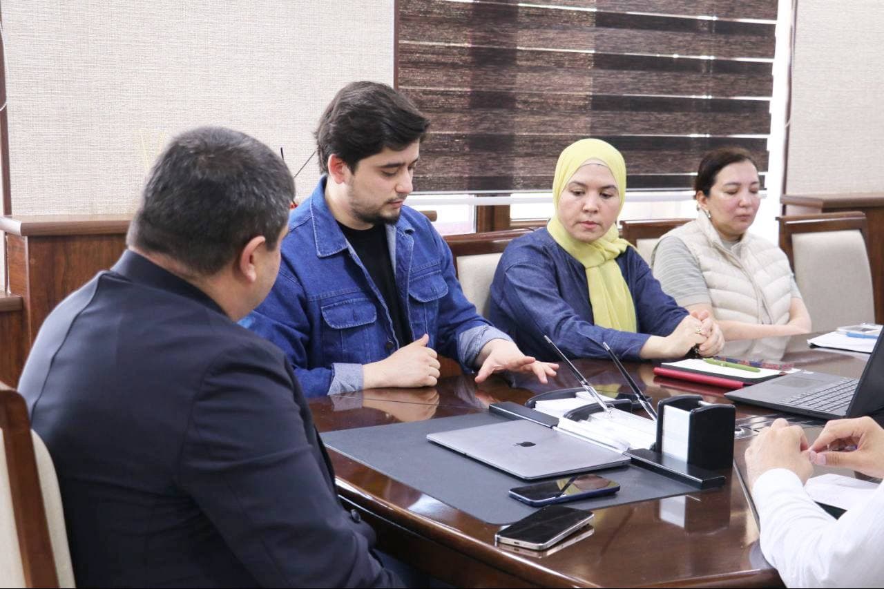 Qo‘ng‘irot tumanida Jahon banki ishtirokidagi yirik loyihalar muhokama qilindi