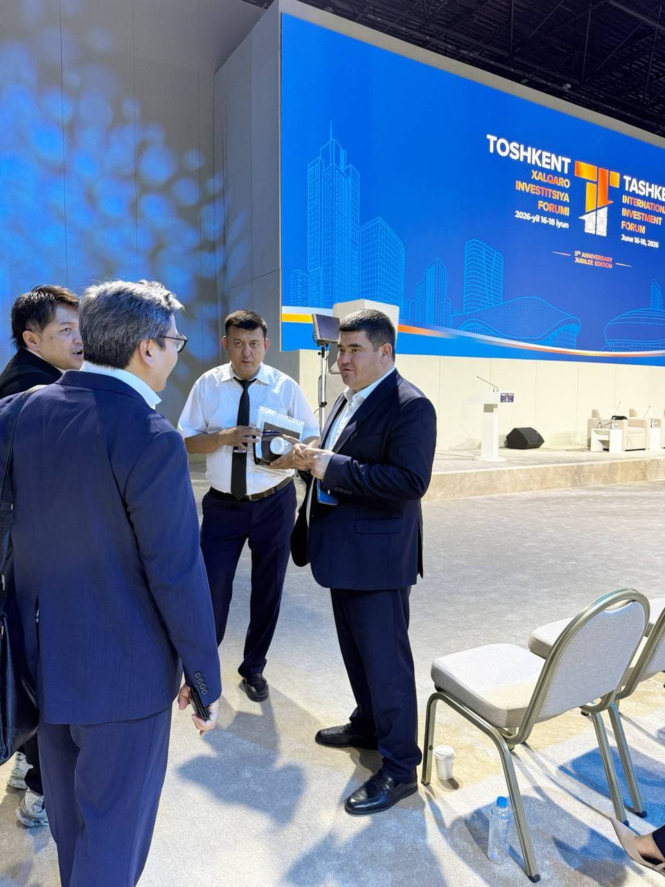 Paytaxtımızda ótkerilip atırǵan abıraylı xalıqaralıq investiciyalıq ilaj - besinshi Tashkent xalıqaralıq investiciyalıq forumında Qońırat rayonı delegaciyası da belsene qatnaspaqta