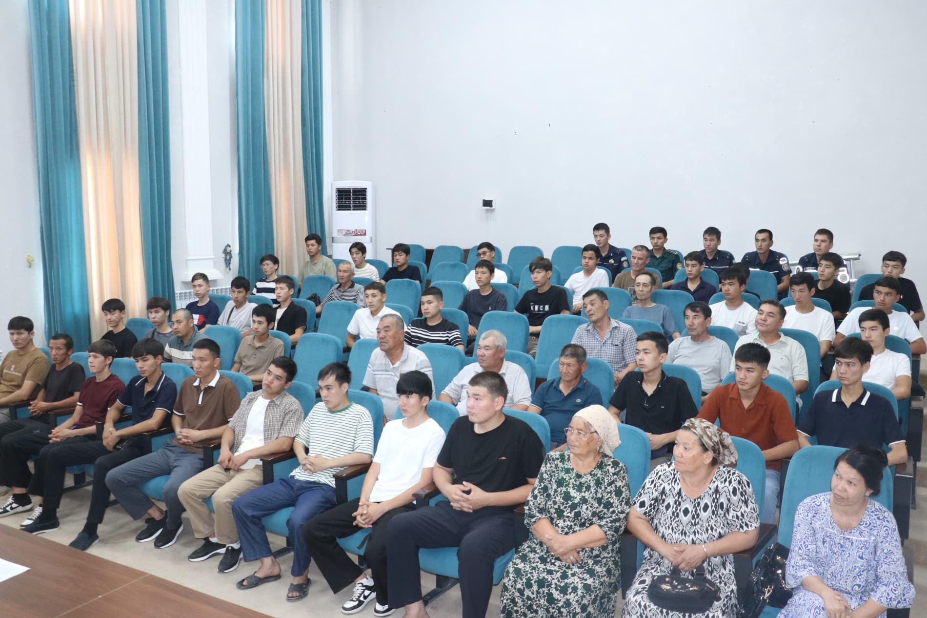 Qo‘ng‘irot tumanida giyohvandlikka qarshi kurashish sohasidagi qonunchilikdagi yangiliklar muhokama qilindi