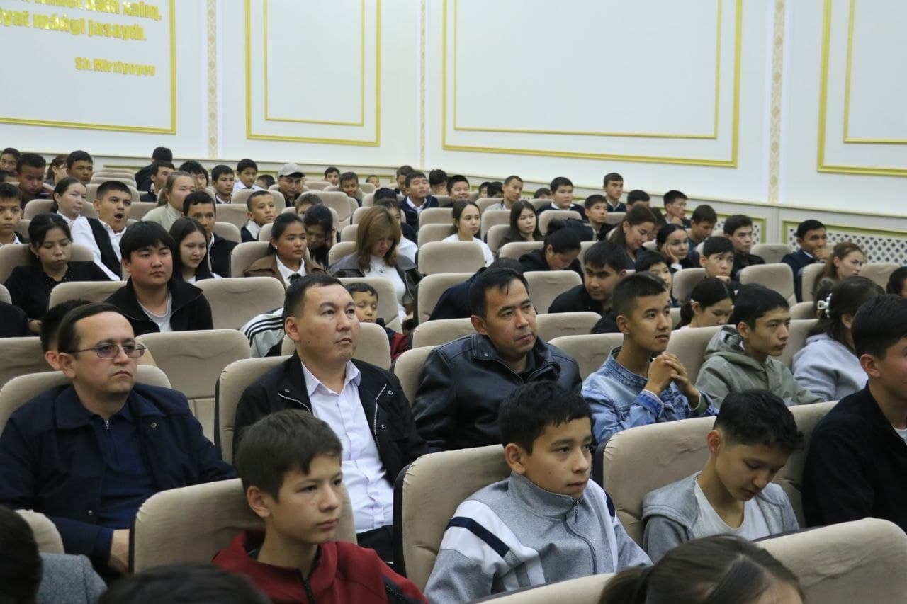 QO‘NG‘IROT TUMANIDA SUN’IY INTELLEKT VA STARTAPLAR BO‘YICHA SEMINAR-TRENING TASHKIL ETILDI