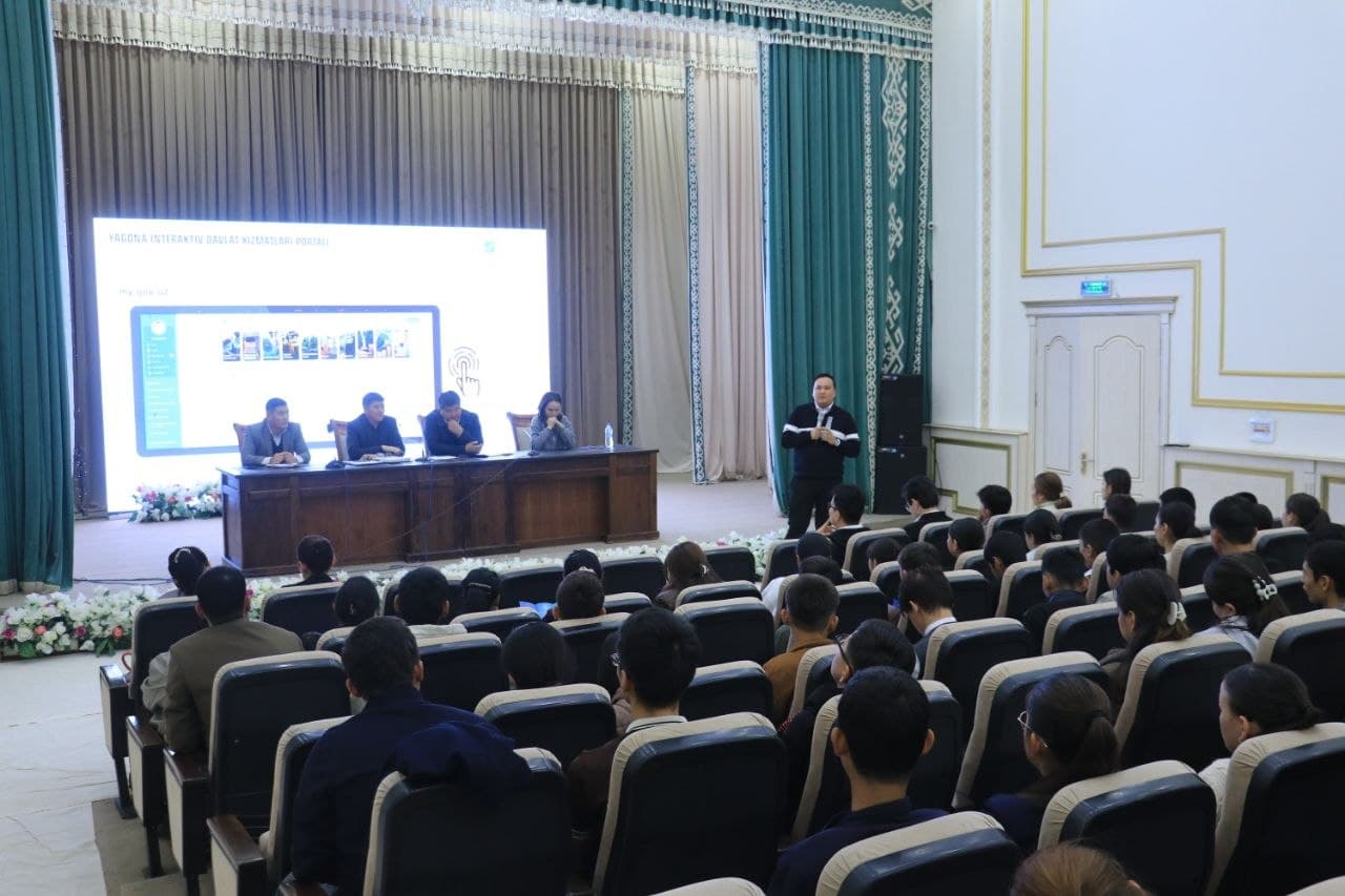 QO‘NG‘IROT TUMANIDA SUN’IY INTELLEKT VA STARTAPLAR BO‘YICHA SEMINAR-TRENING TASHKIL ETILDI
