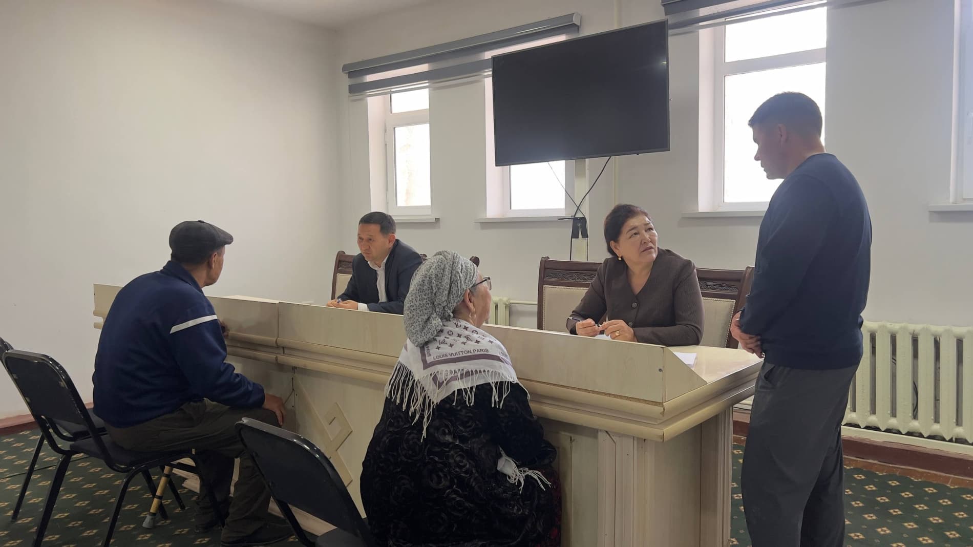 Bugun Chimboy tumani hokimi A.Tajetdinovning, aholining yashash va turmush sharoitlarini o‘rganish, mavjud muammolarni bartaraf etish maqsadida shaxsiy qabuli tashkil etildi.