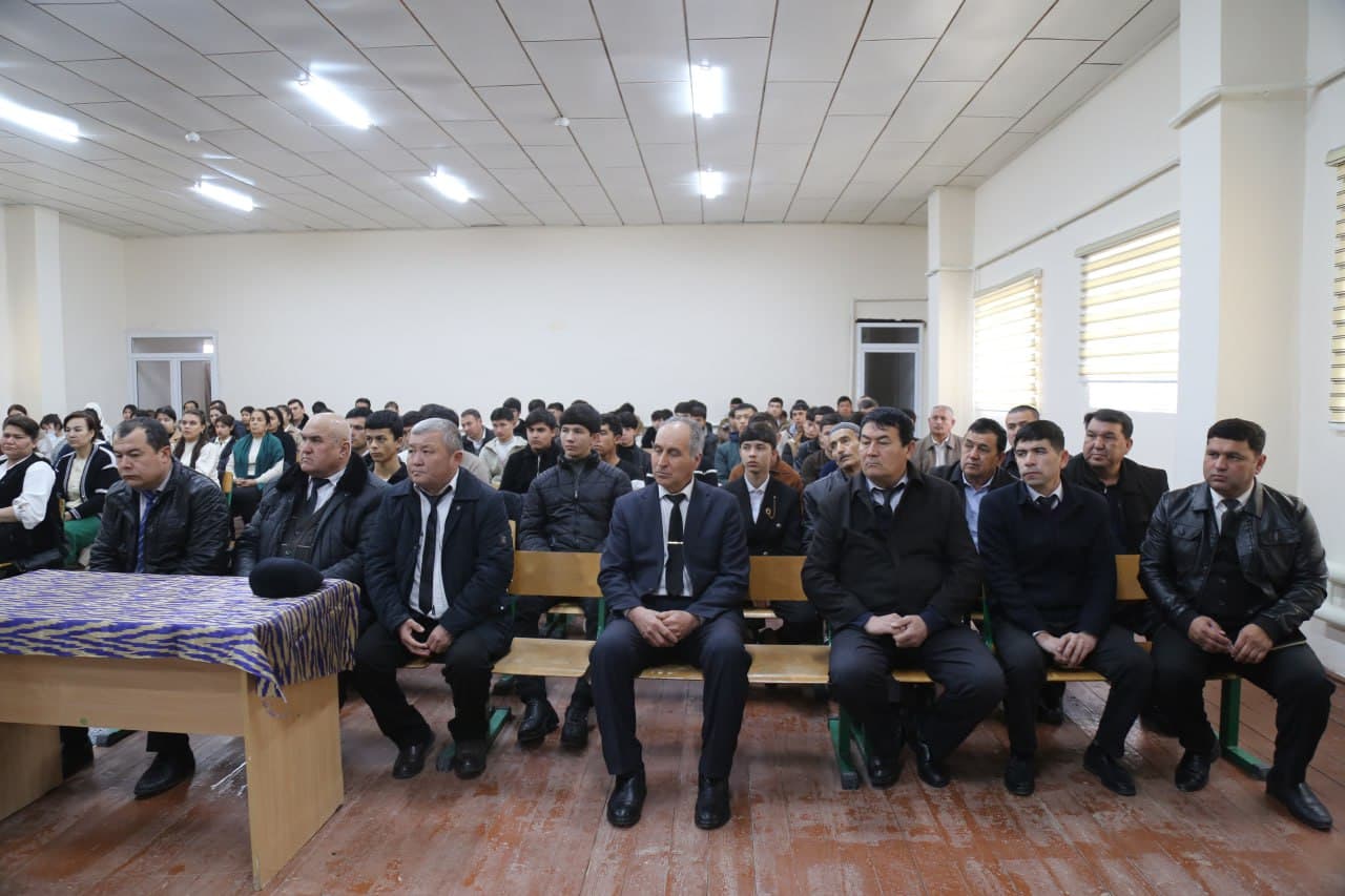 To‘rtko‘l tumanidagi 2-son texnikumida ochiq muloqot