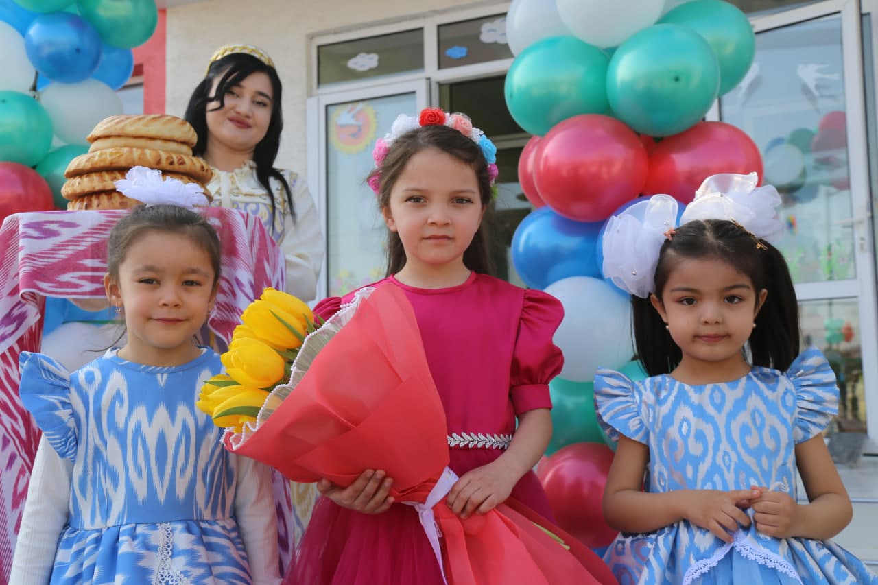 🌸 NAVRO‘Z TUHFASI: «GULISTON» MAHALLASIDA YАNGI BOG‘CHA OCHILDI