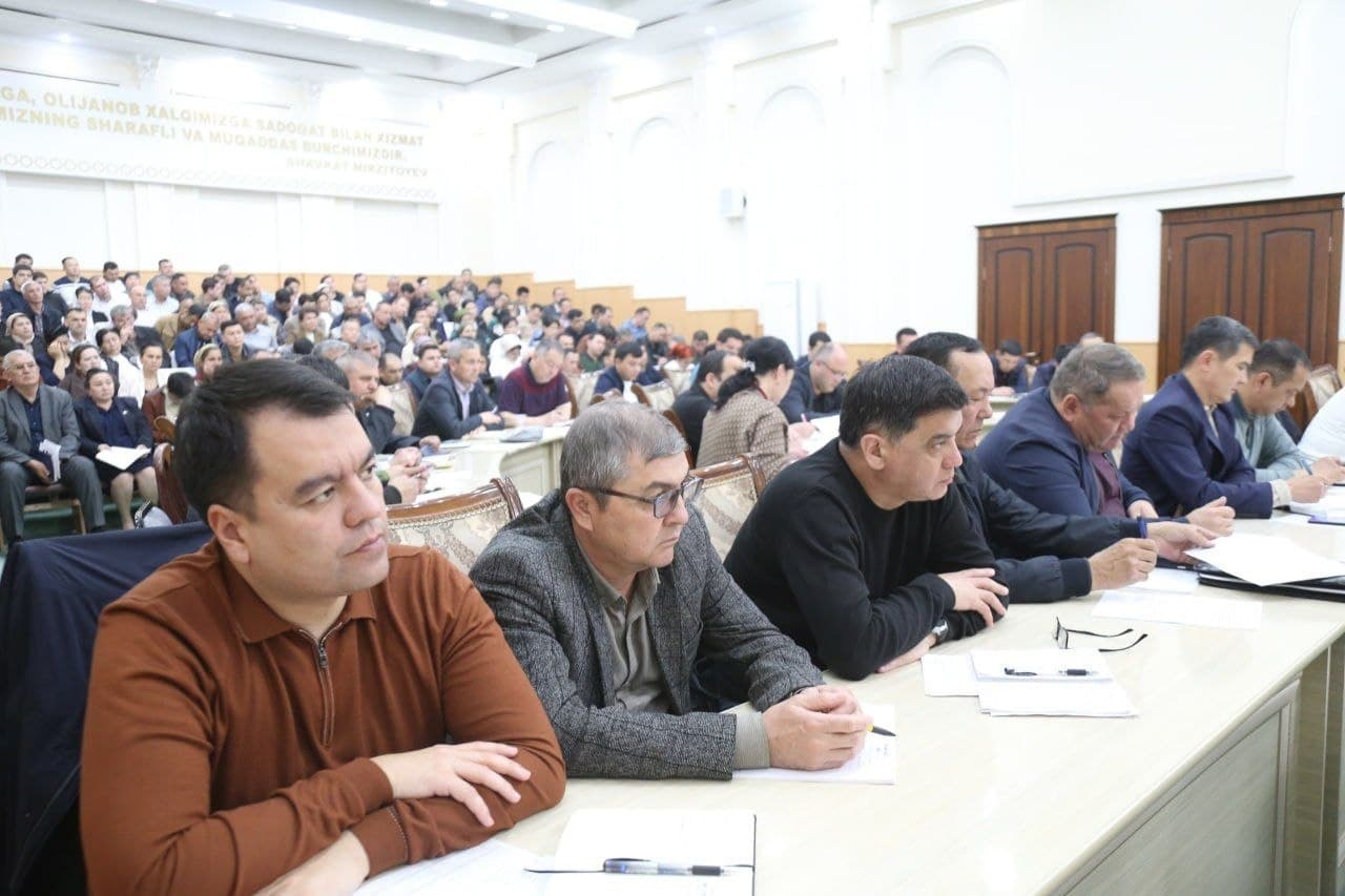 Toʻrtkoʻl tumani hokimligida tumanda kambagʻallikni qisqartirish borasida amalga oshirilayotgan va rejalashtirilgan ustuvor vazifalarga bagʻishlangan kengaytirilgan yigʻilish boʻlib oʻtdi