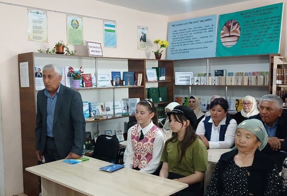 В Турткуле состоялась презентация книги "Крылья терпения"