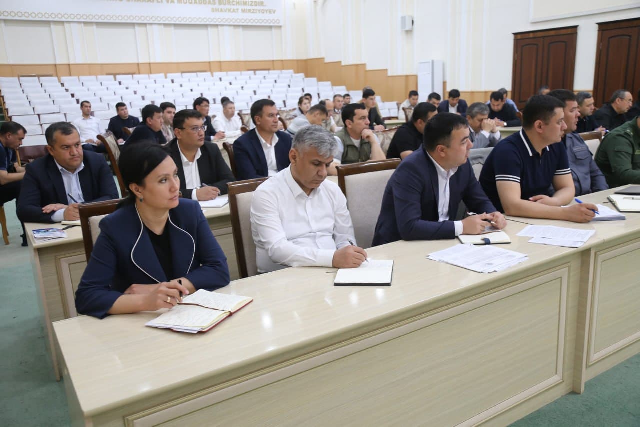 Коррупцияга қарши курашиш масалалари муҳокама қилинди