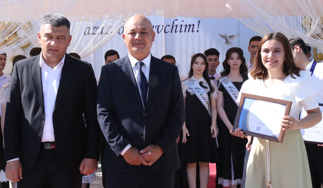 Tórtkúl rayonında "Sońǵı qońıraw" ilajları kóterińki ruwxta bolıp ótti