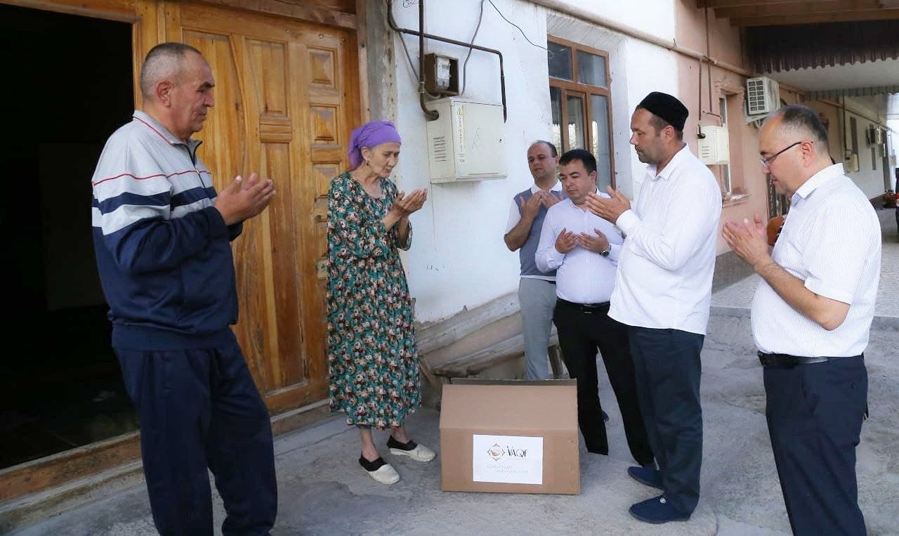 Tórtkúlde 1 726 shańaraqqa Qurban hayıtı bayram sawǵaları jetkerilmekte