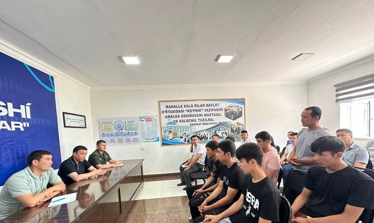 Шуманай туманида "Раҳбар ва ёшлар" учрашуви бўлиб ўтди