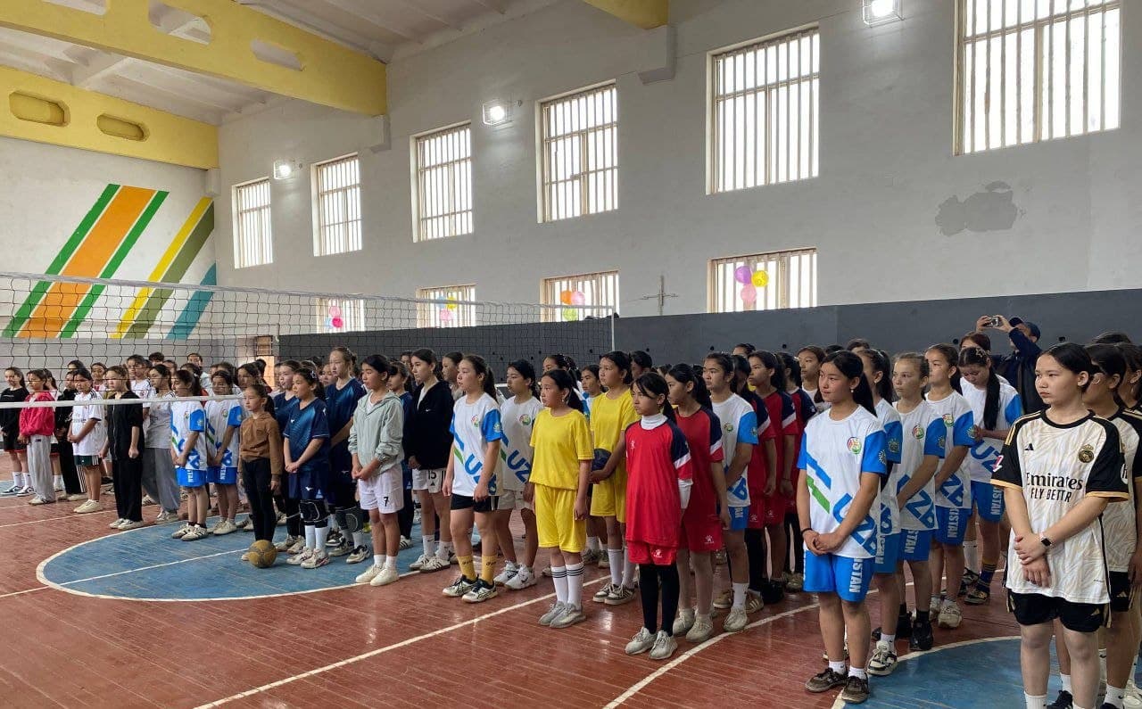 В Шуманае прошли соревнования по волейболу