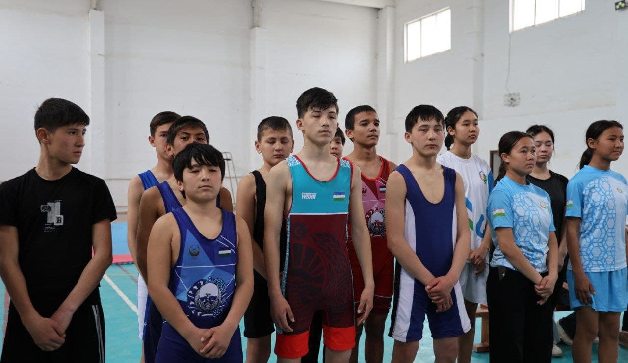 В Шуманае прошли соревнования по волейболу