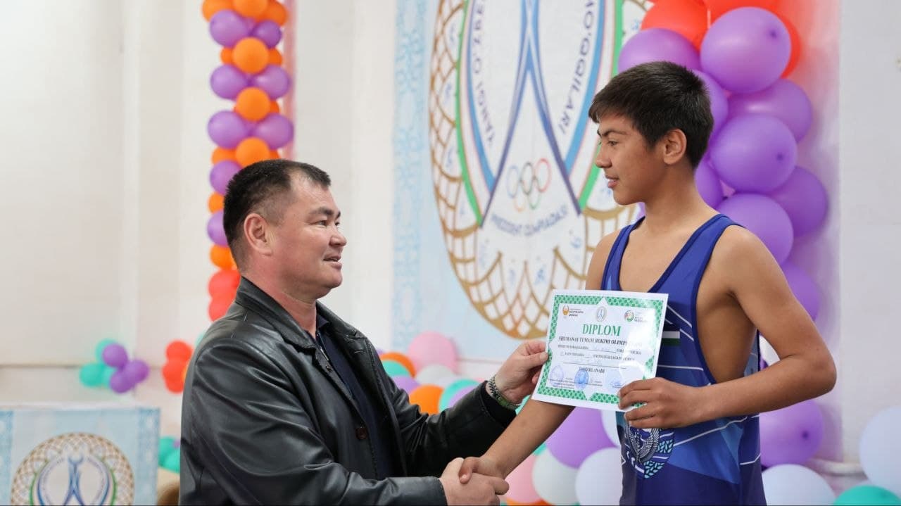 В Шуманае прошли соревнования по волейболу