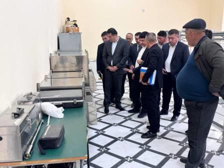 Agentlik direktori tumandagi 2-sonli texnikumda bo‘ldi.