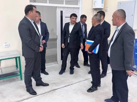 Agentlik direktori tumandagi 2-sonli texnikumda bo‘ldi.