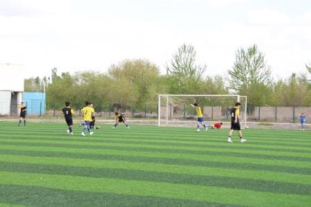 Qorao‘zak tumanida Jo‘qorg‘i Kengash Raisi kubogi uchun Qoraqalpog‘iston chempionatining 2-liga musobaqalari bo‘lib o‘tdi.