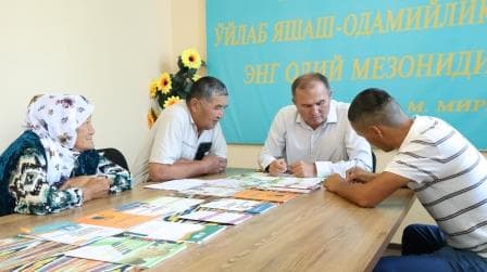 Qorao‘zak tumani hokimining o‘rinbosarlari tomonidan fuqarolarning shaxsiy qabuli o‘tkazildi