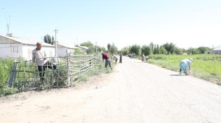Qorao‘zak tumani hokimi Kepe qishlog‘i aholisi bilan uchrashdi