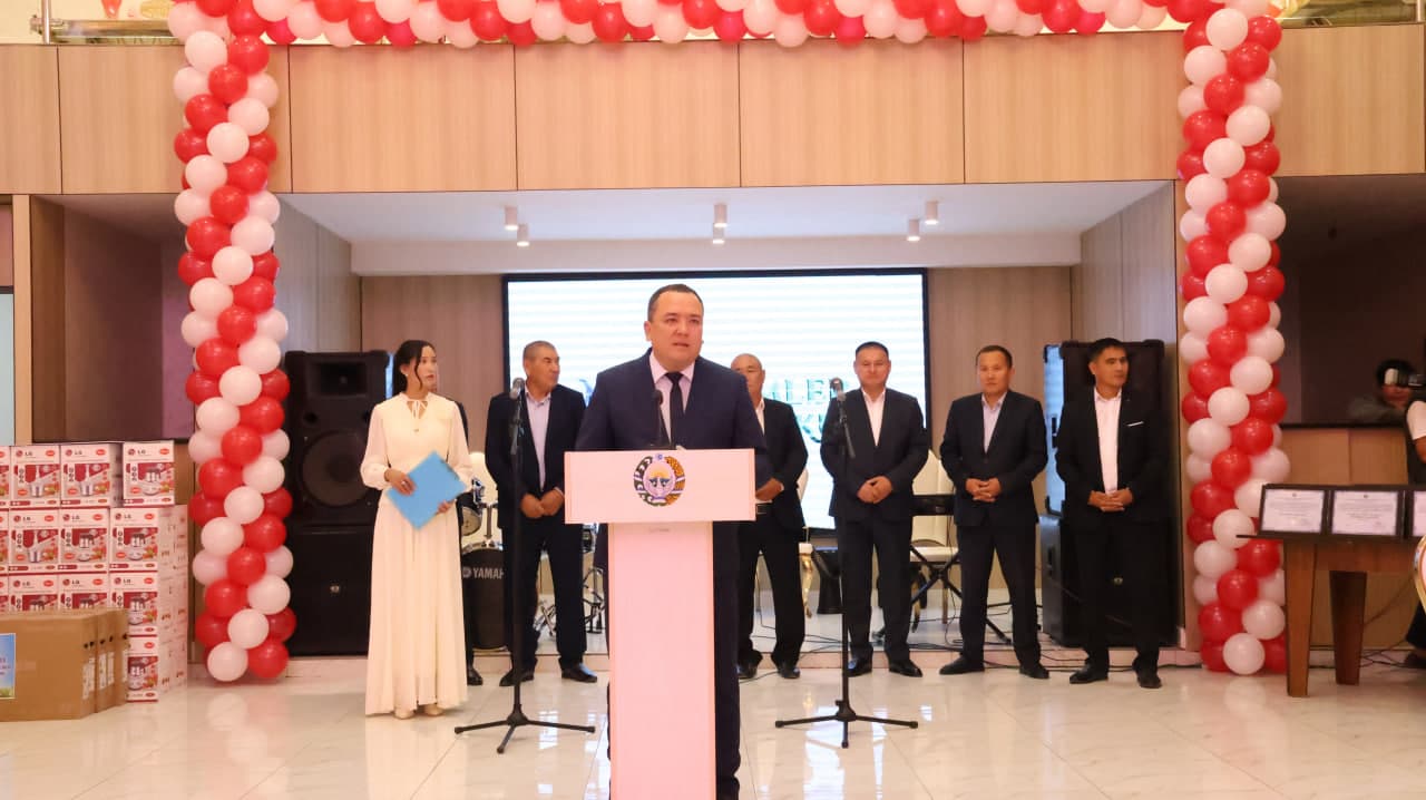 Tumanda "O‘qituvchi va murabbiylar" bayrami keng nishonlandi