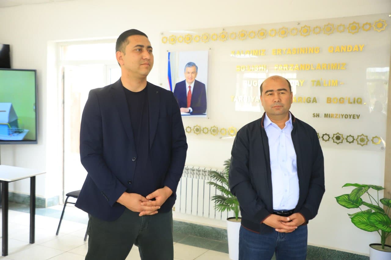 “Xorijiy tillarni o‘qitish bo‘yicha eng yaxshi maktab” tanlovining tuman bosqichi g'oliblari taqdirlandi