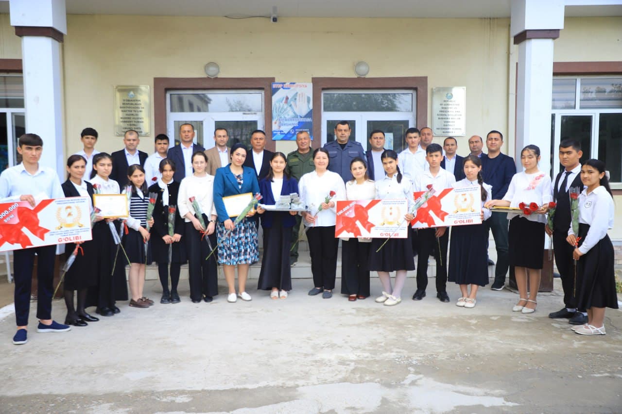 “Xorijiy tillarni o‘qitish bo‘yicha eng yaxshi maktab” tanlovining tuman bosqichi g'oliblari taqdirlandi