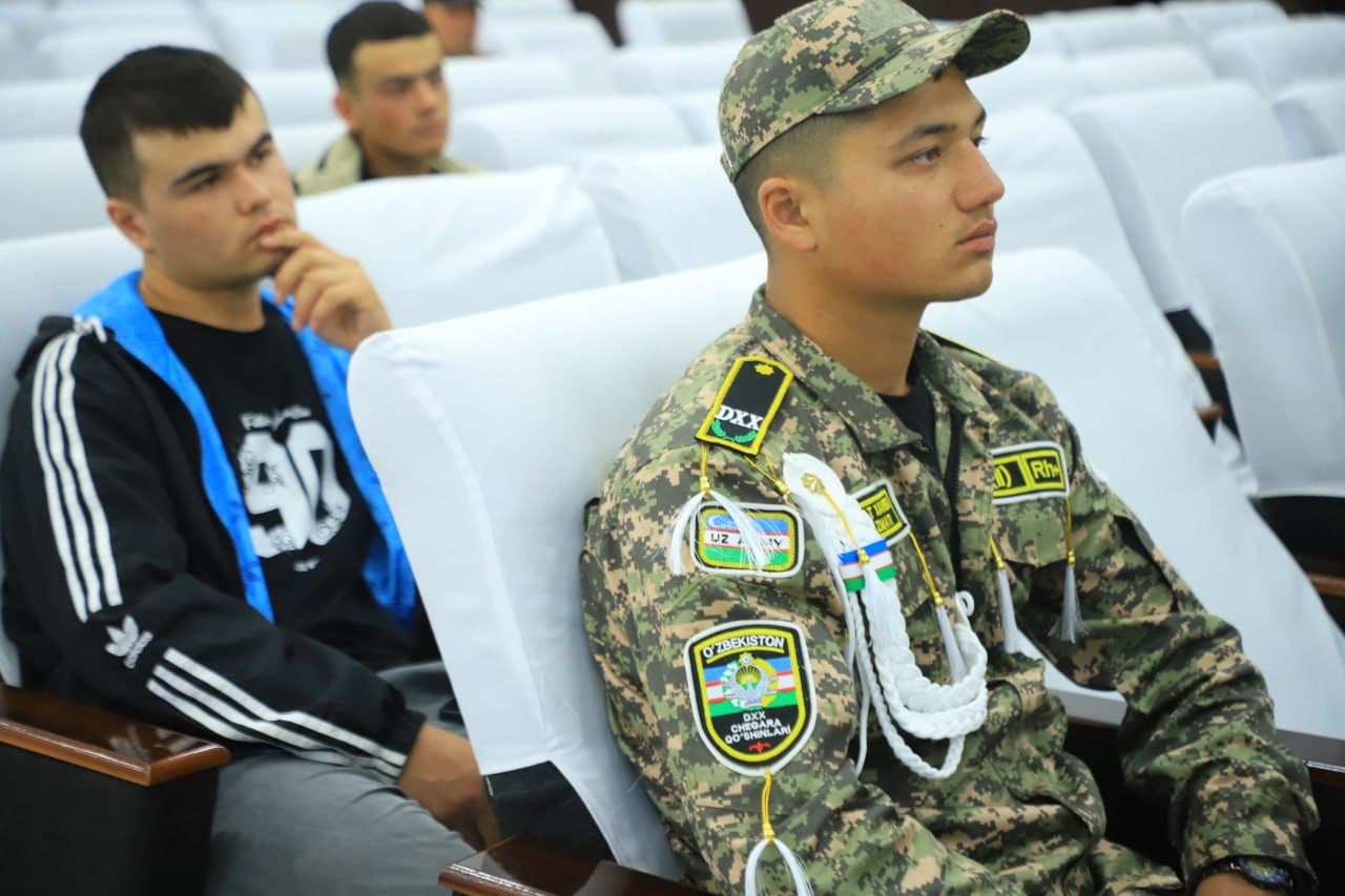 Yoshlar bandligi – ustuvor vazifa: Vobkentda ochiq muloqot amaliy natijalar bilan yakunlandi