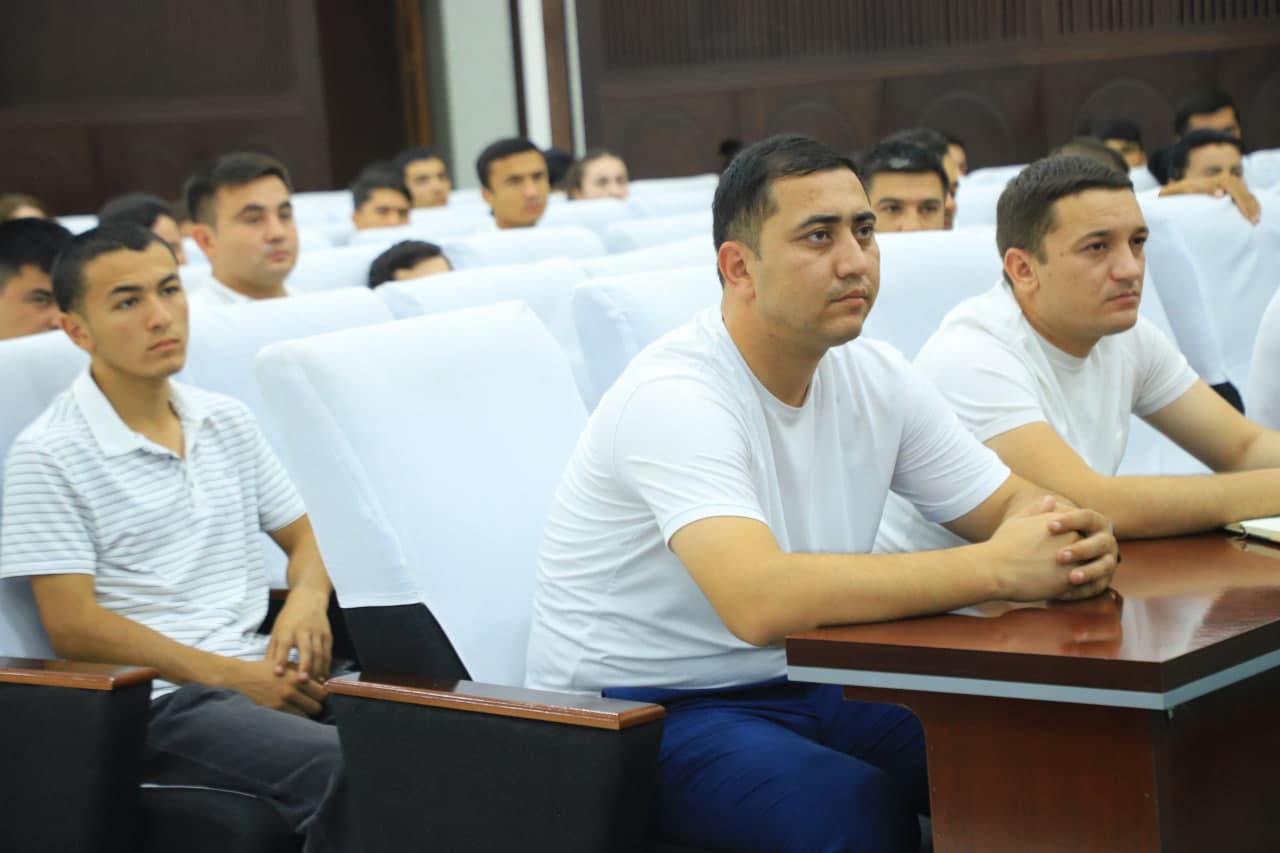 Yoshlar va tadbirkorlar bilan ochiq muloqot — imkoniyatlar va yangi tashabbuslar sari muhim qadam