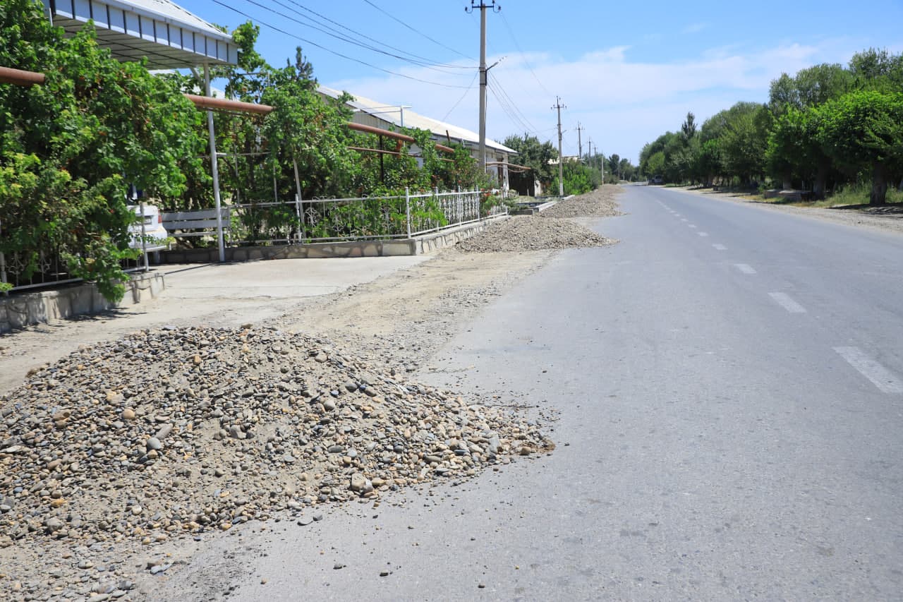 “Ochiq budjet” tashabbusi: Shohnigor mahallasida 3,2 kilometr yo‘l yangilanmoqda