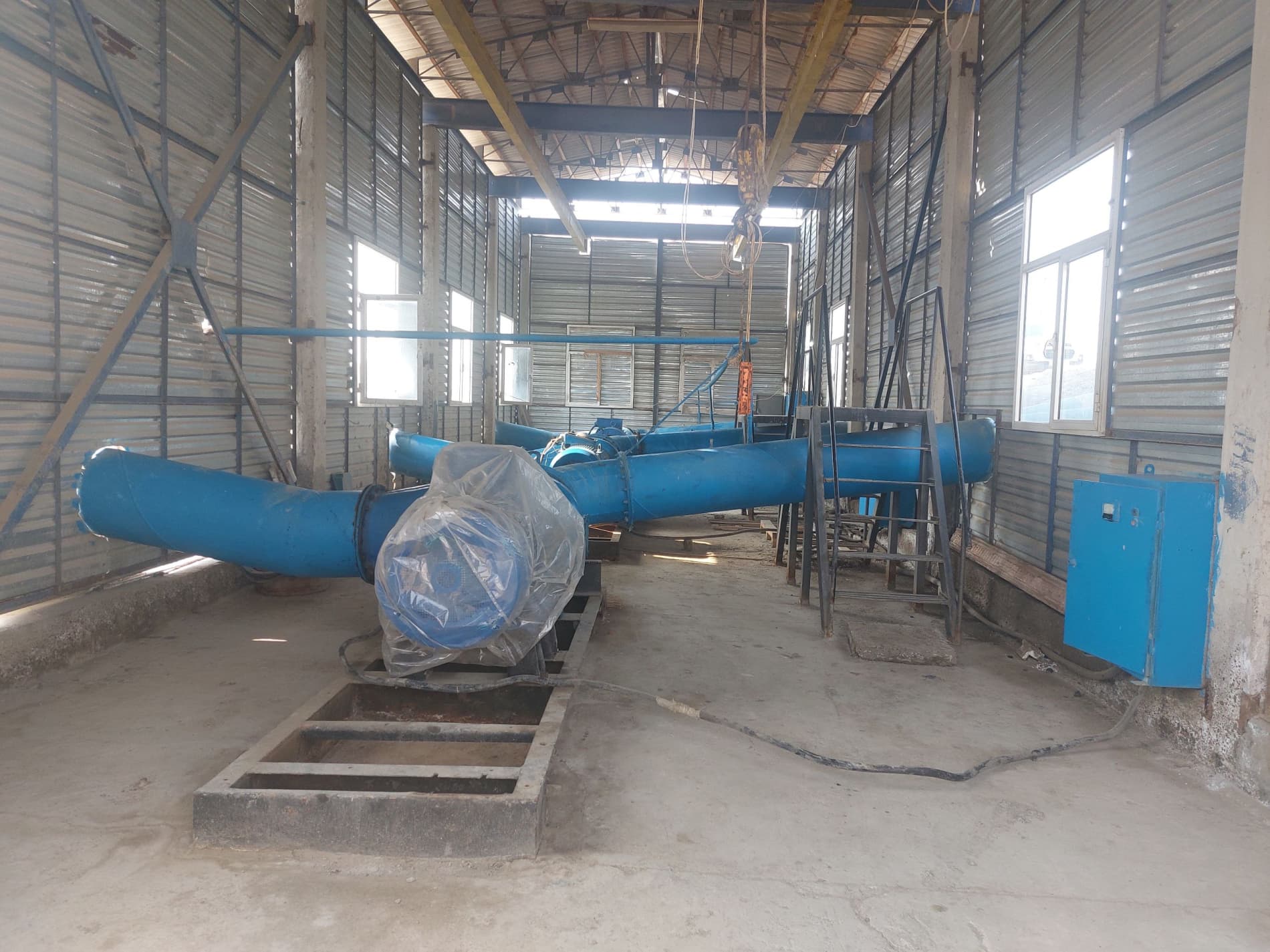 3,5 ming gektar yer taqdiri: Shofirkon nasos stansiyalarida o‘rganish o‘tkazildi