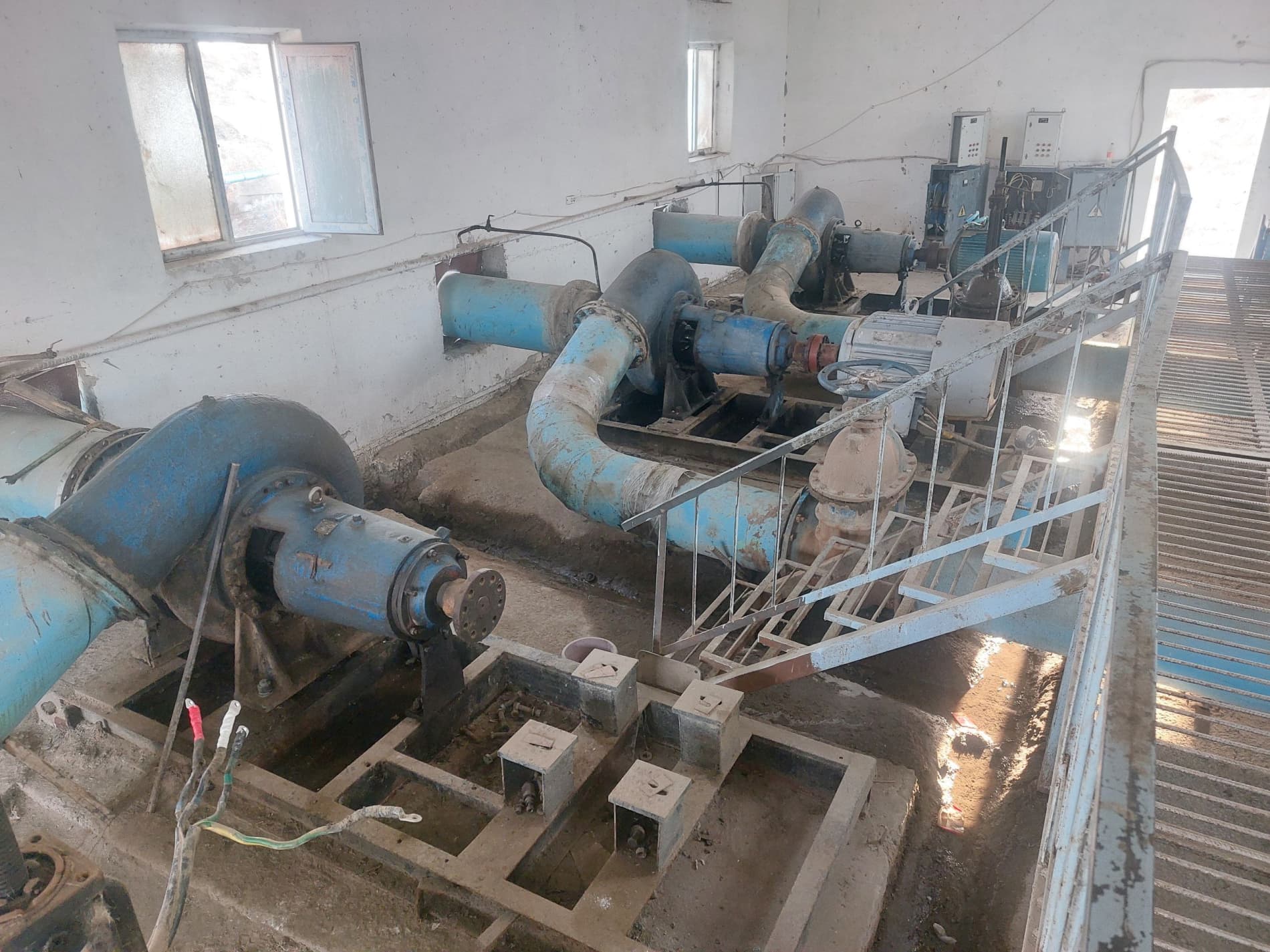 3,5 ming gektar yer taqdiri: Shofirkon nasos stansiyalarida o‘rganish o‘tkazildi