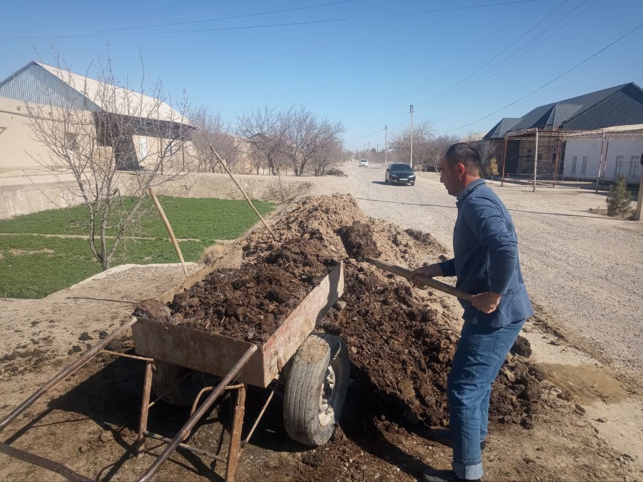Shofirkon tumani: Hashar — birlik va ezgulik ramzi: Shofirkonda umumxalq xayriya hashari ko‘tarinki ruhda o‘tdi