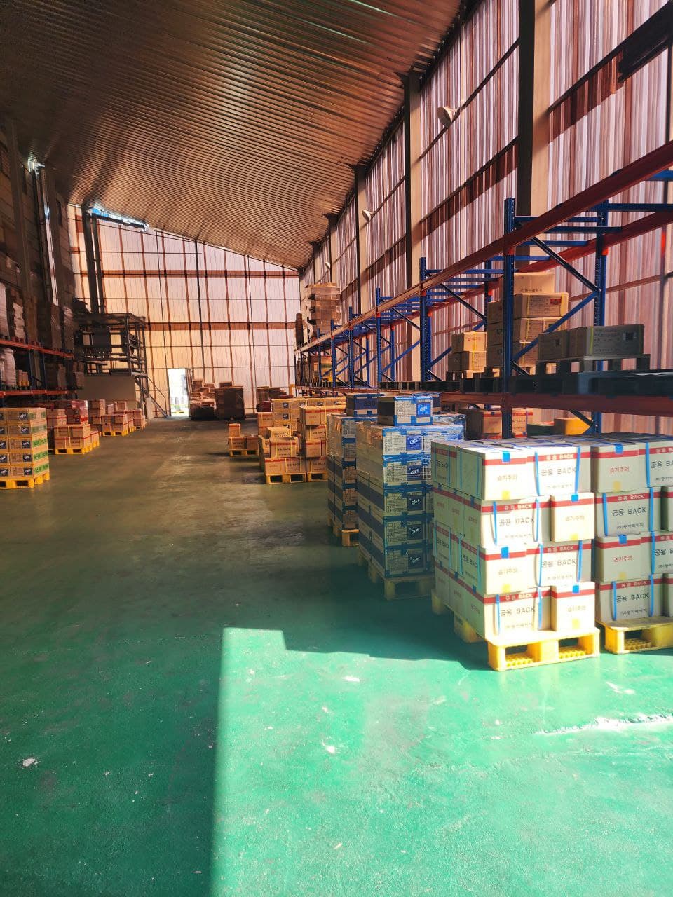 Qorako‘l tumani delegatsiyasi Janubiy Koreyada ishlab chiqarish korxonasi faoliyati bilan tanishdi