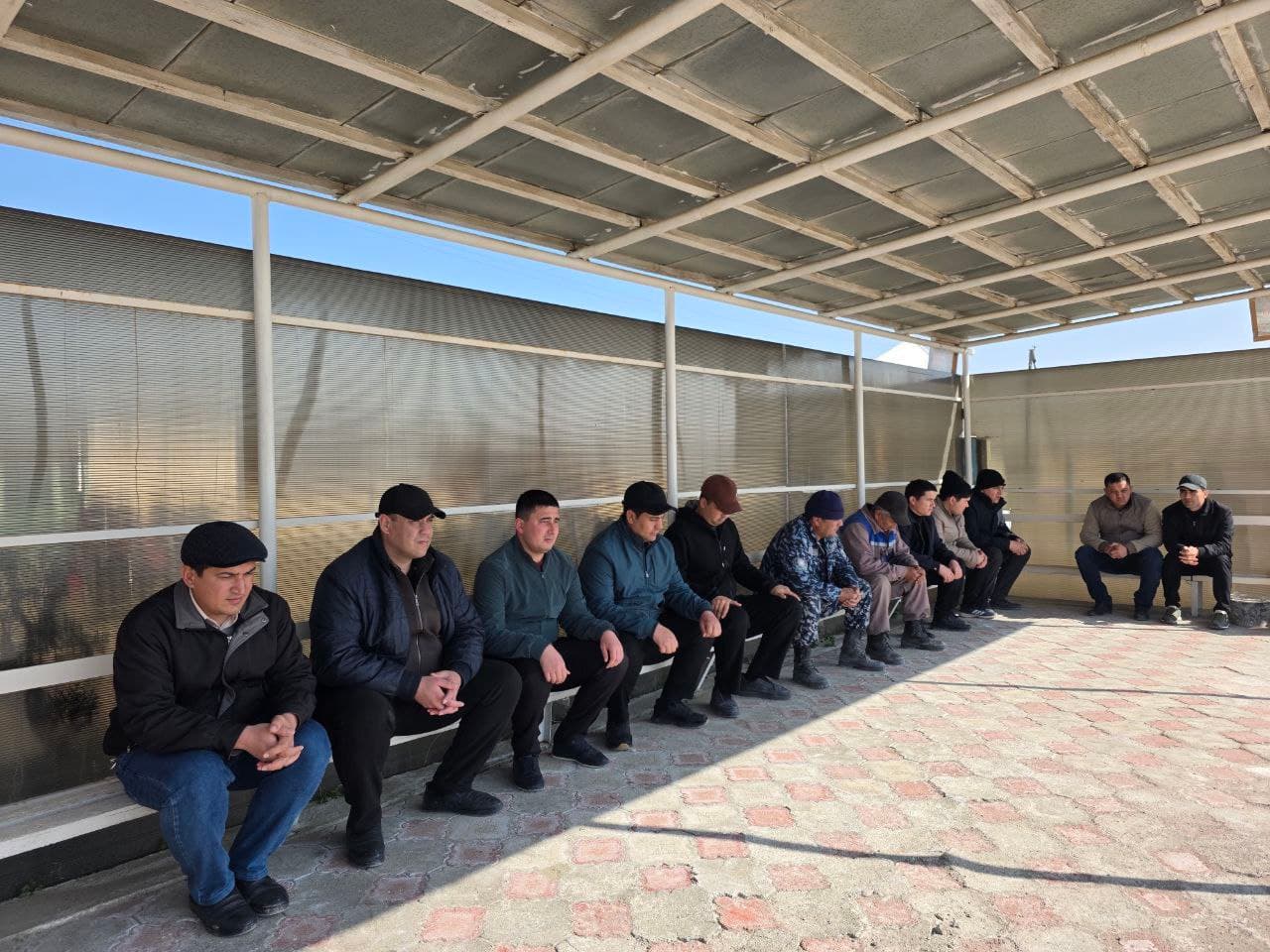 Qorako‘l tumani yoshlar yetakchilari umumxalq xayriya hashari doirasida faol ishtirok etmoqda