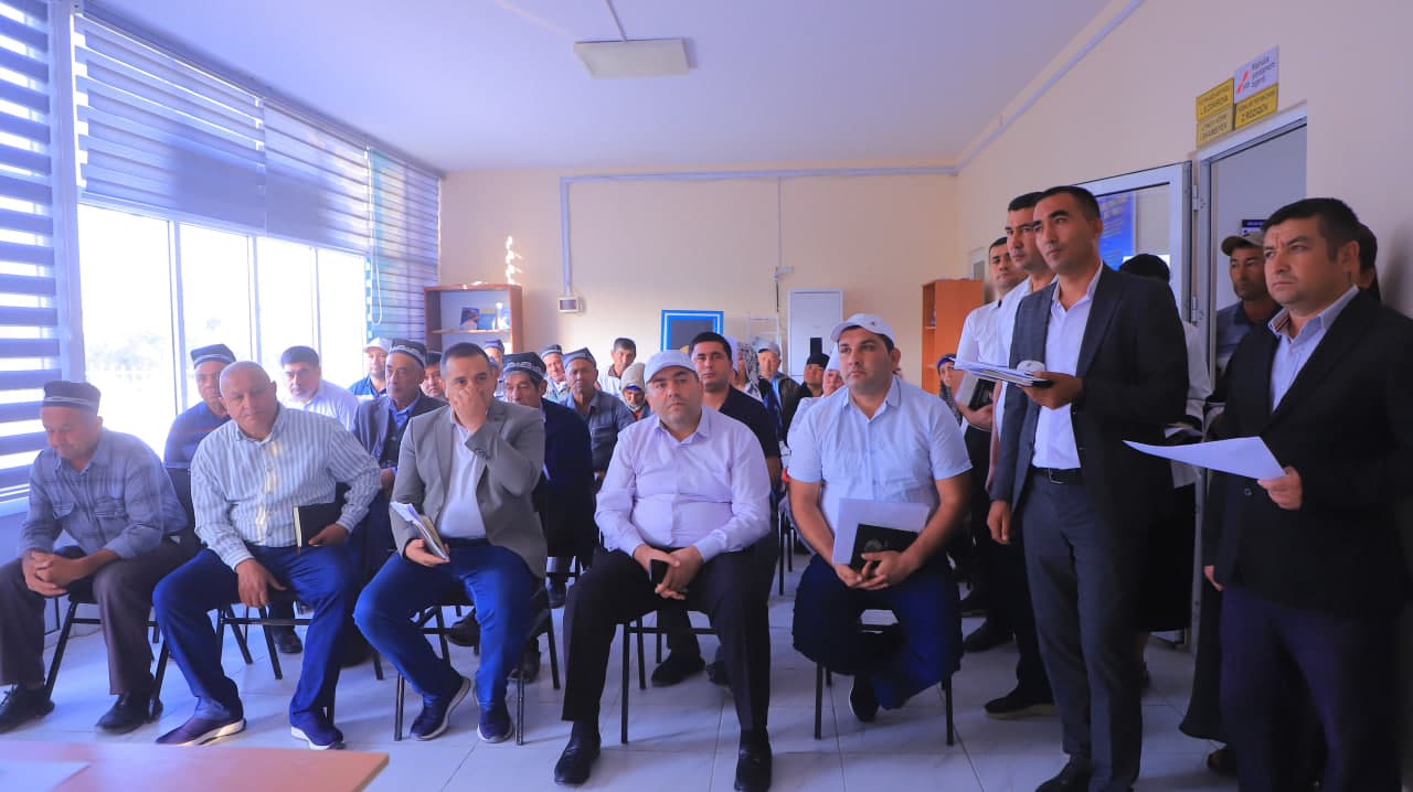 Qorako‘l mahallasida ehtiyojmand oilalar bilan manzilli ishlar olib borilmoqda