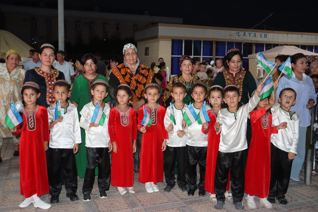 QOROVULBOZOR TUMANIDA “XALQLAR DO‘STLIGI KUNI” KENG NISHONLANDI