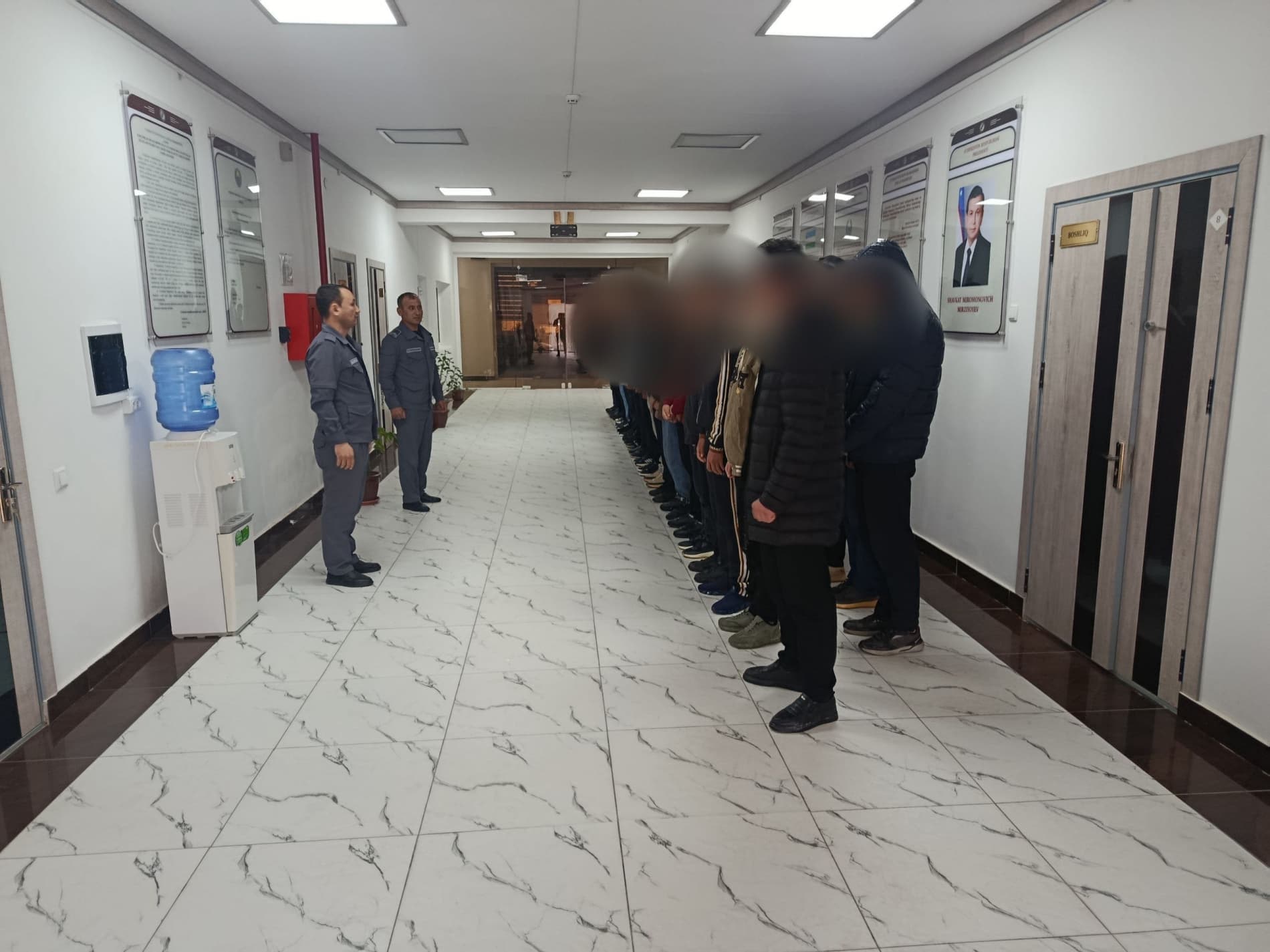 Қоровулбозор туманидаги уюшмаган ва пробация ҳисобида турган ёшлар Когон шаҳрида жойлашган махсус қабулхона ҳамда реабилитация марказига ташрифи ташкил этилди.