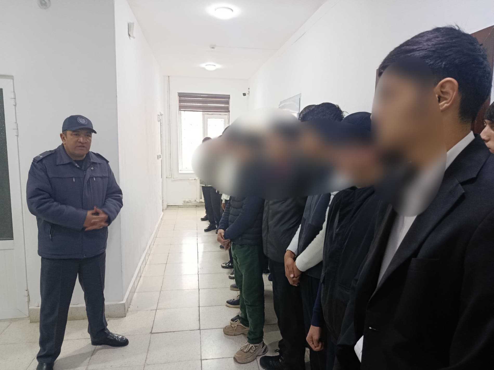 Қоровулбозор туманидаги уюшмаган ва пробация ҳисобида турган ёшлар Когон шаҳрида жойлашган махсус қабулхона ҳамда реабилитация марказига ташрифи ташкил этилди.