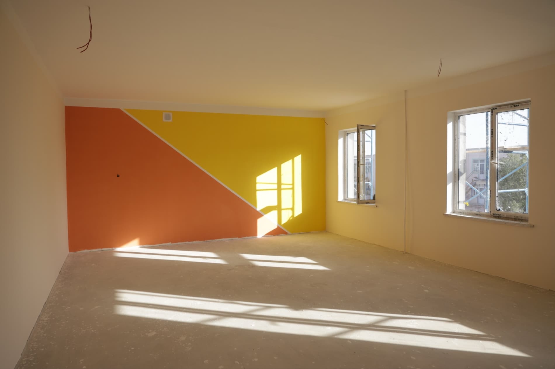 Kogon shahar 9-umumtaʼlim maktabiga qoʻshimcha yangi 660 oʻrinli zamonaviy bino qurilish ishlari olib borilmoqda.