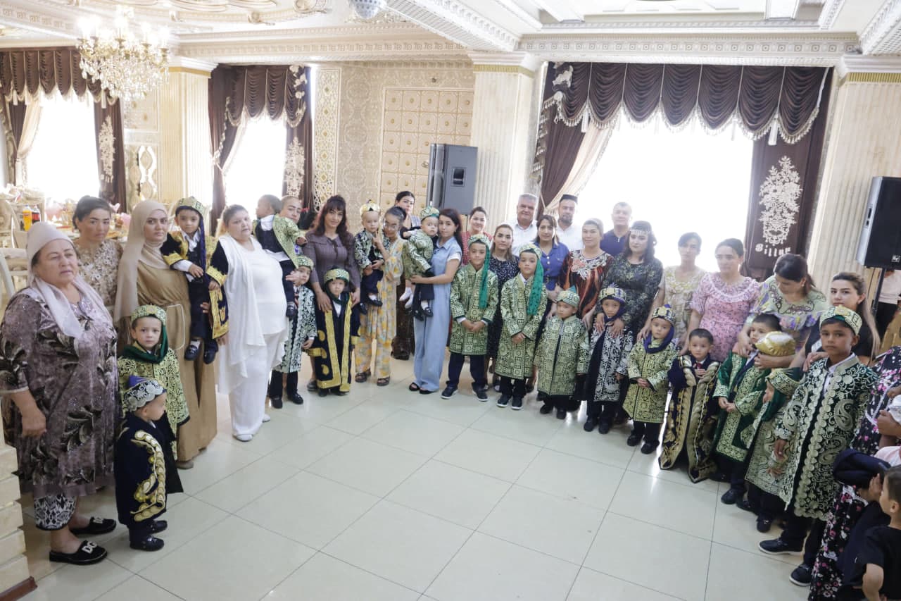 Kogon shahrida ehtiyojmand oilalar farzandlarining sunnat toʻylari oʻtkazildi.