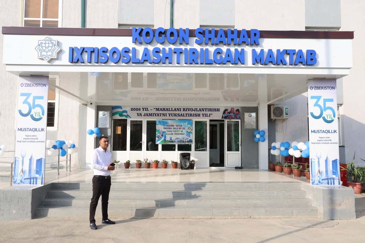 Kogon shahar ixtisoslashtirilgan maktabida "Bilimlar kuni" va Mustaqilligimizning 35 yilligi munosabati bilan “Yagona Vatan – yagona xalq bo‘lib yangi hayot va kelajak yaratamiz!” shiori ostida bayram tadbiri o'tkazildi.