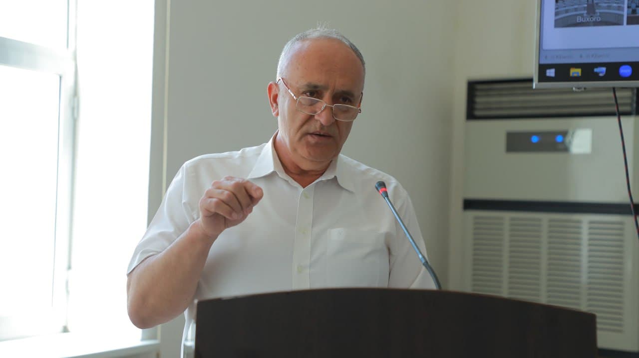 Xalq deputatlari Buxoro shahar kengashining navbatdagi sessiyasi bo'lib o'tdi