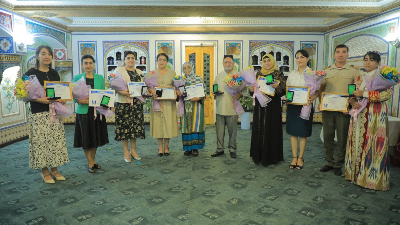 Ибратли оилалар эътироф этилди