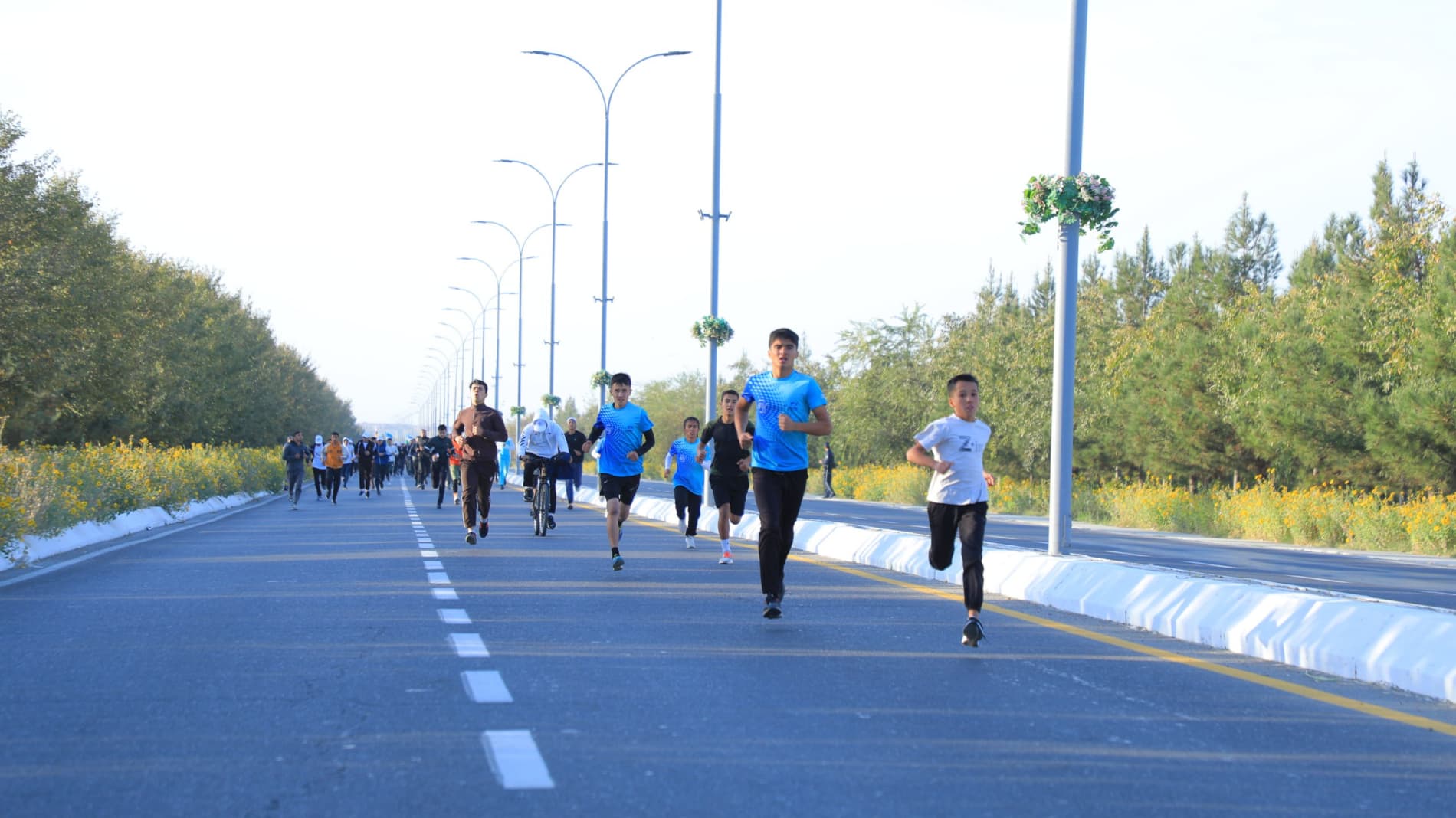 Бухорода “Янги нафас” умумхалқ югуриш ҳаракати доирасидаги оммавий марафон бўлиб ўтди