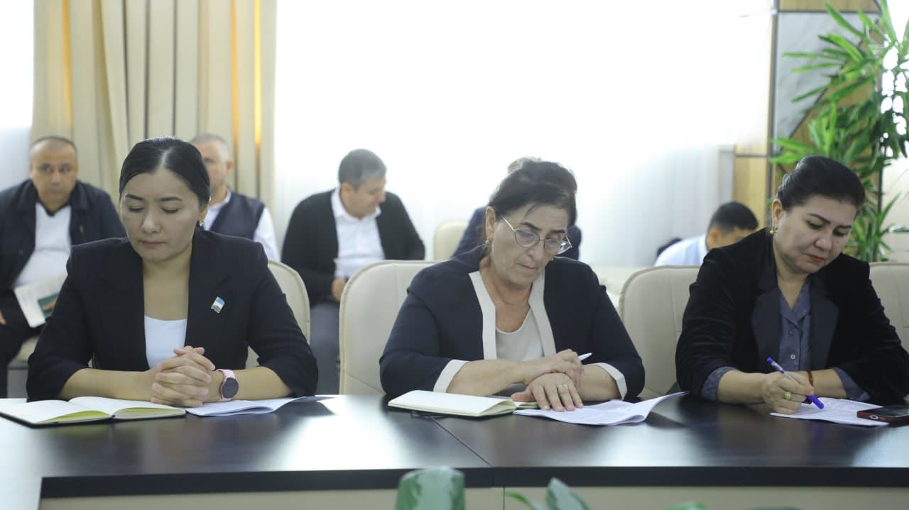 Халқ депутатлари Бухоро шаҳар Кенгашининг навбатдаги сессияси бўлиб ўтди