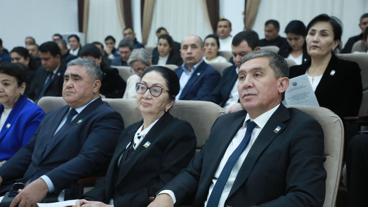 Халқ депутатлари Бухоро шаҳар кенгашининг навбатдаги сессияси бўлиб ўтди