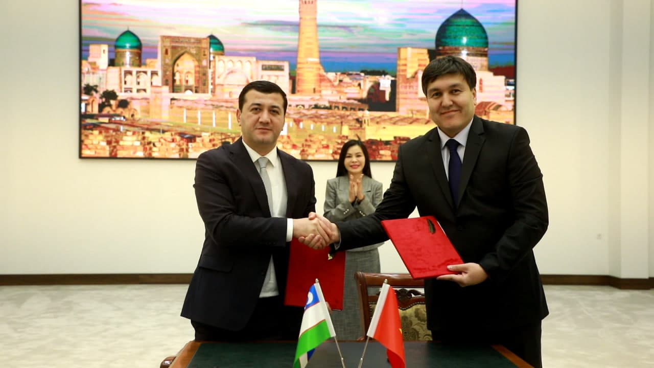 Бухоро шаҳрида янги шаҳарсозлик стандартини жорий этишда муҳим инвестицион шартнома имзоланди
