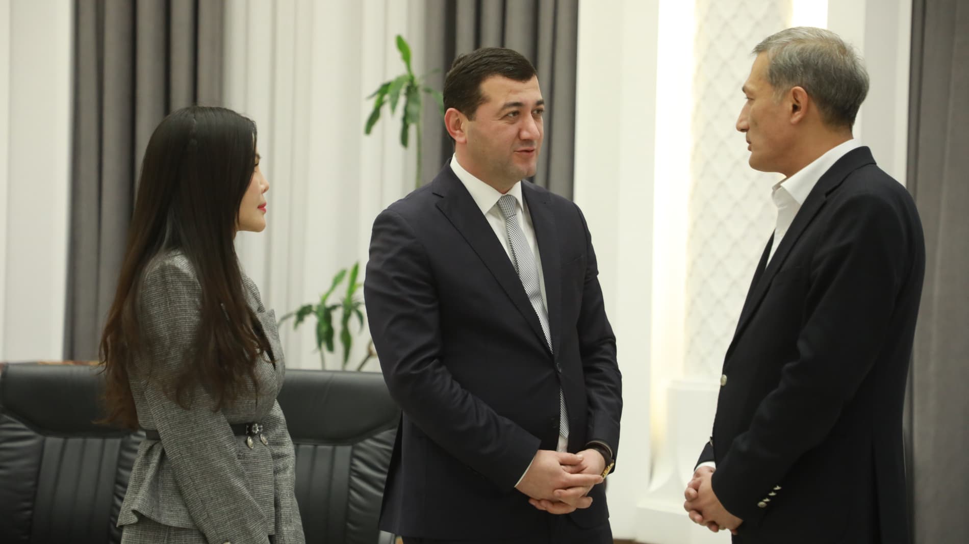 Бухоро шаҳрида янги шаҳарсозлик стандартини жорий этишда муҳим инвестицион шартнома имзоланди